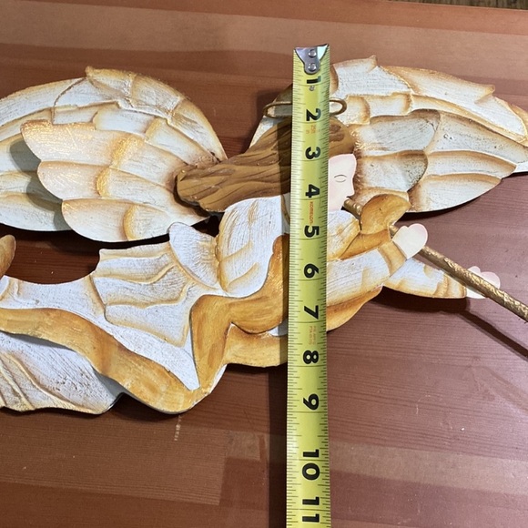 Wall angle home decor - Picture 9 of 9